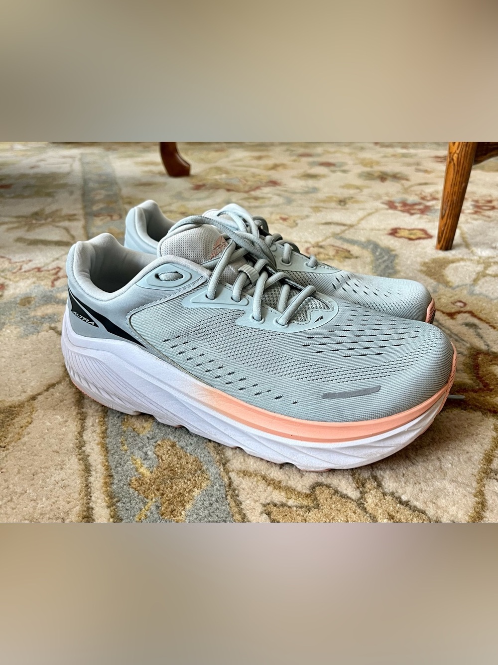 Altra Gray & Peach Running Shoes